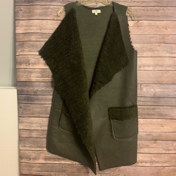 Umgee vest